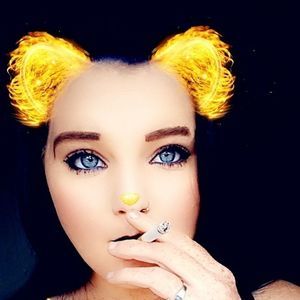 Meet your Posher, Emilee